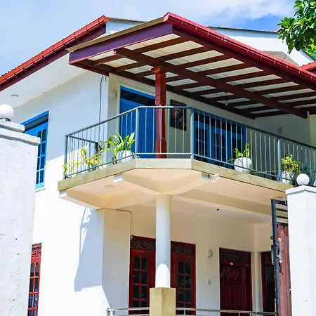 Blissful House Walk To Thalpe Beach & Natural Pool Galle Exterior photo